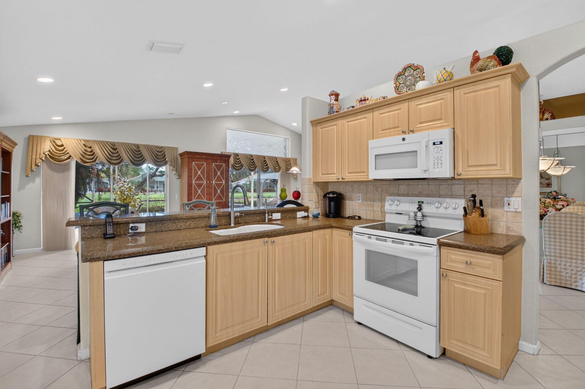 6552 Lucaya Avenue, Boynton Beach, FL 33437 Photo