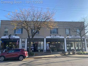 1178 Beaconsfield #4, Grosse Pointe Park, Mi 48230