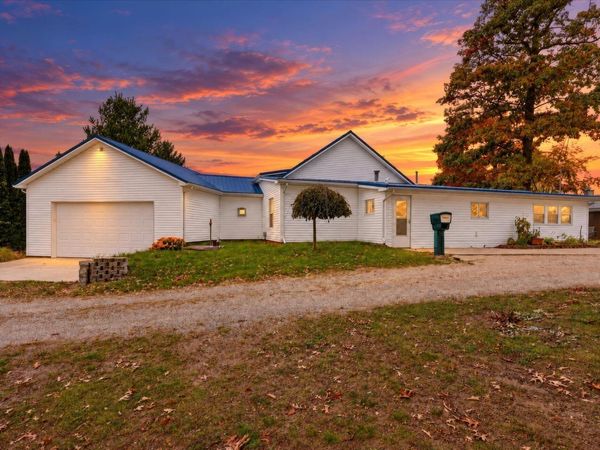 8663 Hidden Trail, Orleans, MI 48865
