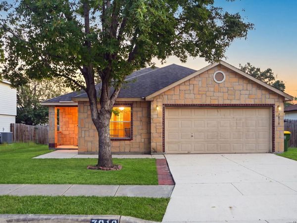 7918 Ruidoso Chase, Selma, TX 78154