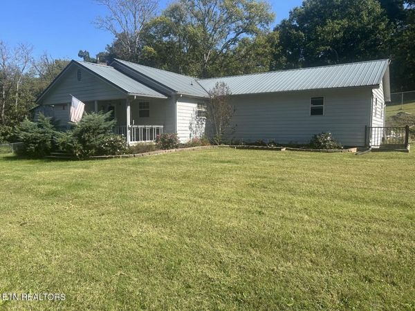 1250 River Rd, Morristown, TN 37813