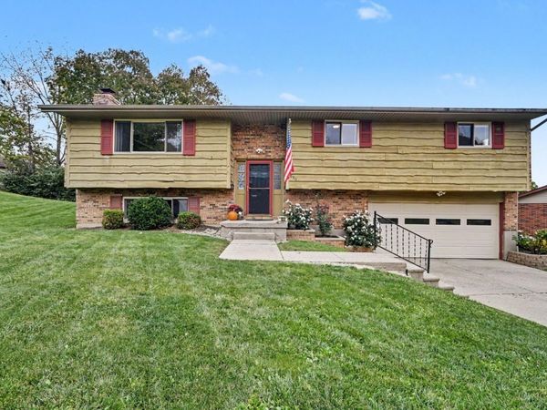 850 Lea Castle Place, Miamisburg, OH 45342