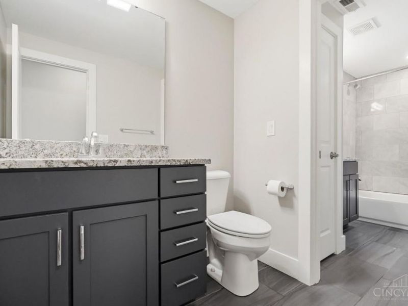 8009 Bennington Drive, West Chester, OH 45241 Photo 64