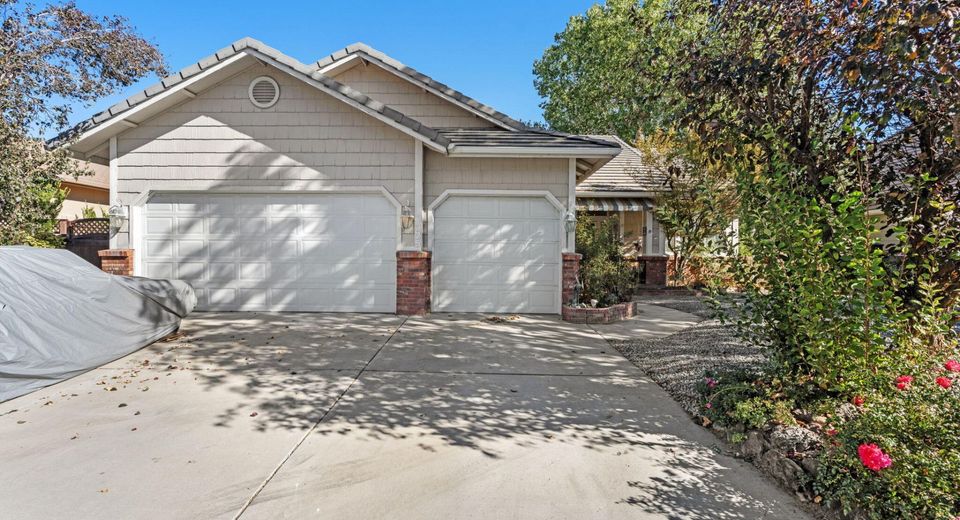 325 Bayhill Circle, Dayton, NV 89403 Photo