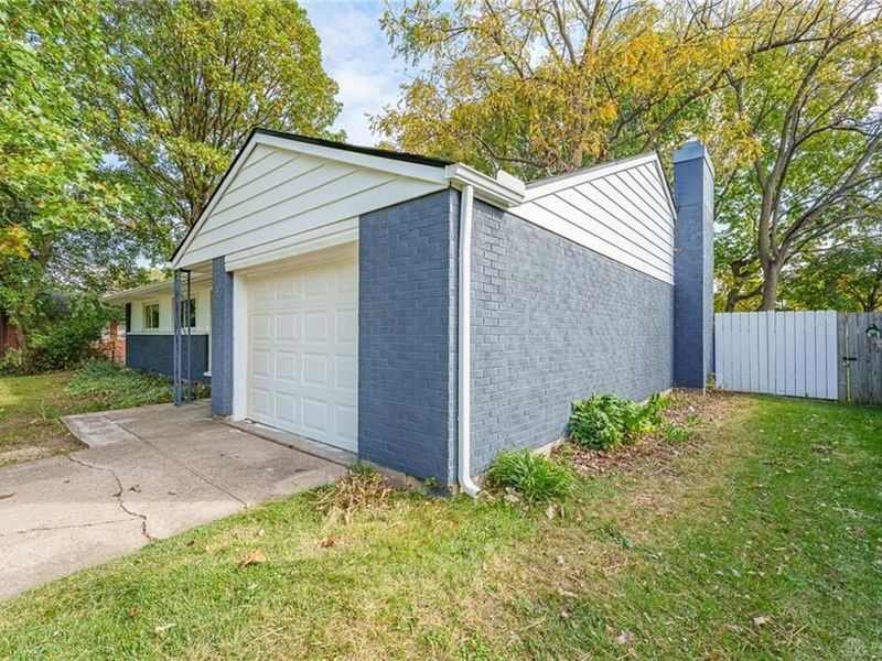 504 Kennison Avenue, New Carlisle, OH 45344 Photo 5