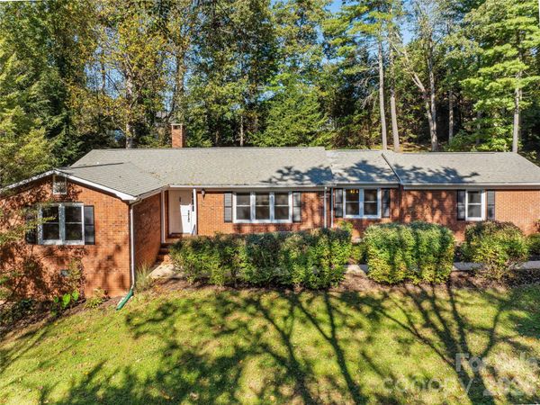 133 Kent Lane , Hendersonville, NC 28739