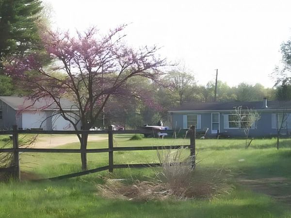 108 Hatfield Road, Niles, MI 49120