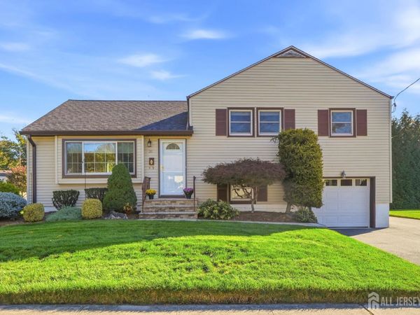 20 Wistar Avenue, Metuchen, NJ 08840