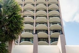 2406 N Ocean Blvd.  photo 4