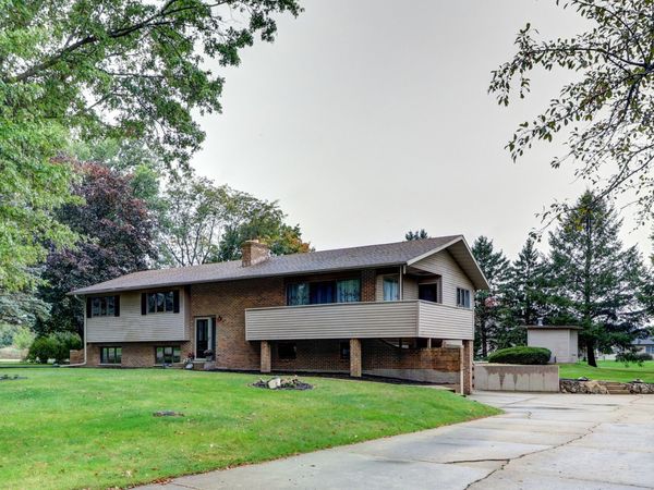 3801 19th Avenue , Sterling, IL 61081