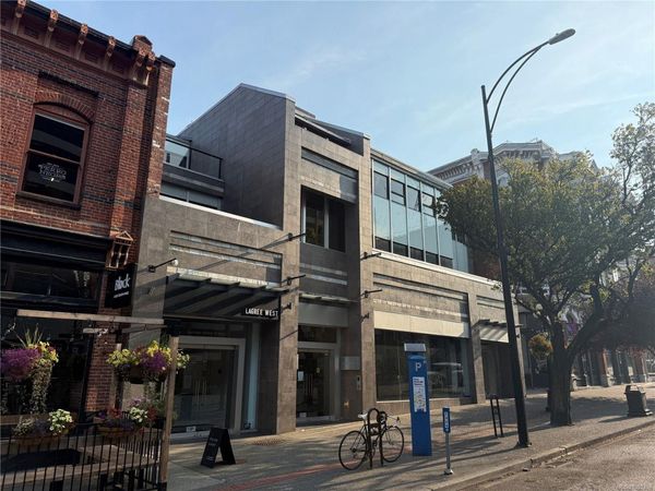 546 Yates St , Victoria, BC V8W 1K8