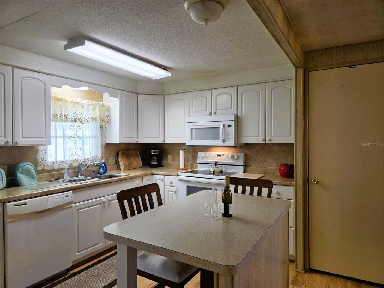 3308 Over Cup Oak Terrace, Sarasota, FL 34237 Photo