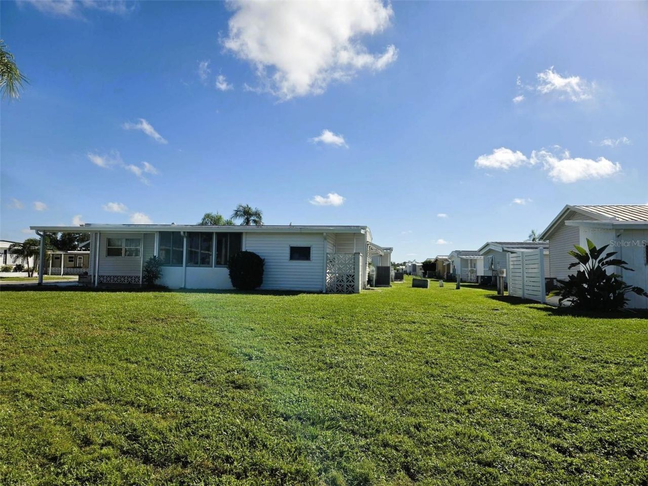 3308 Over Cup Oak Terrace, Sarasota, FL 34237 Photo
