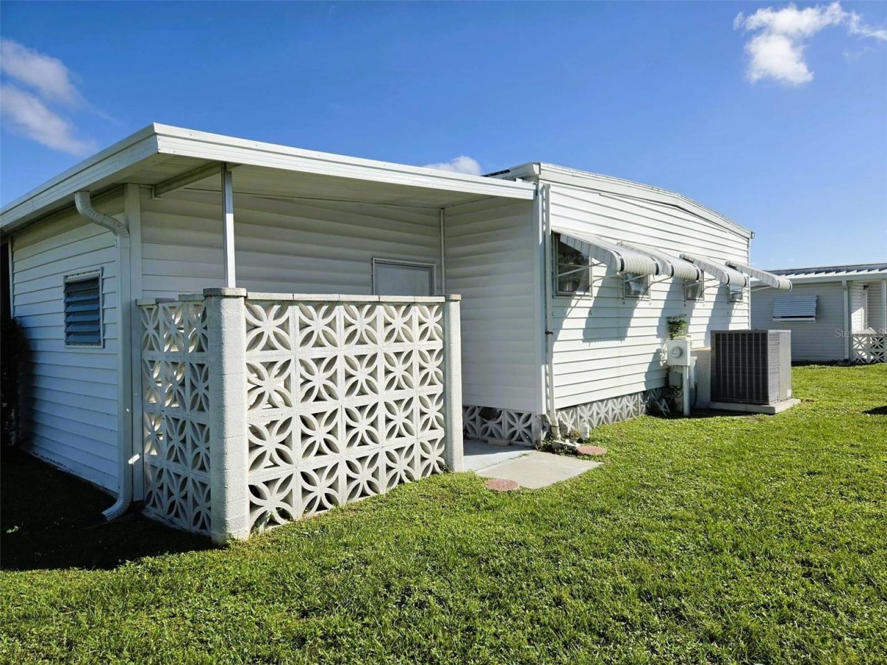 3308 Over Cup Oak Terrace, Sarasota, FL 34237 Photo