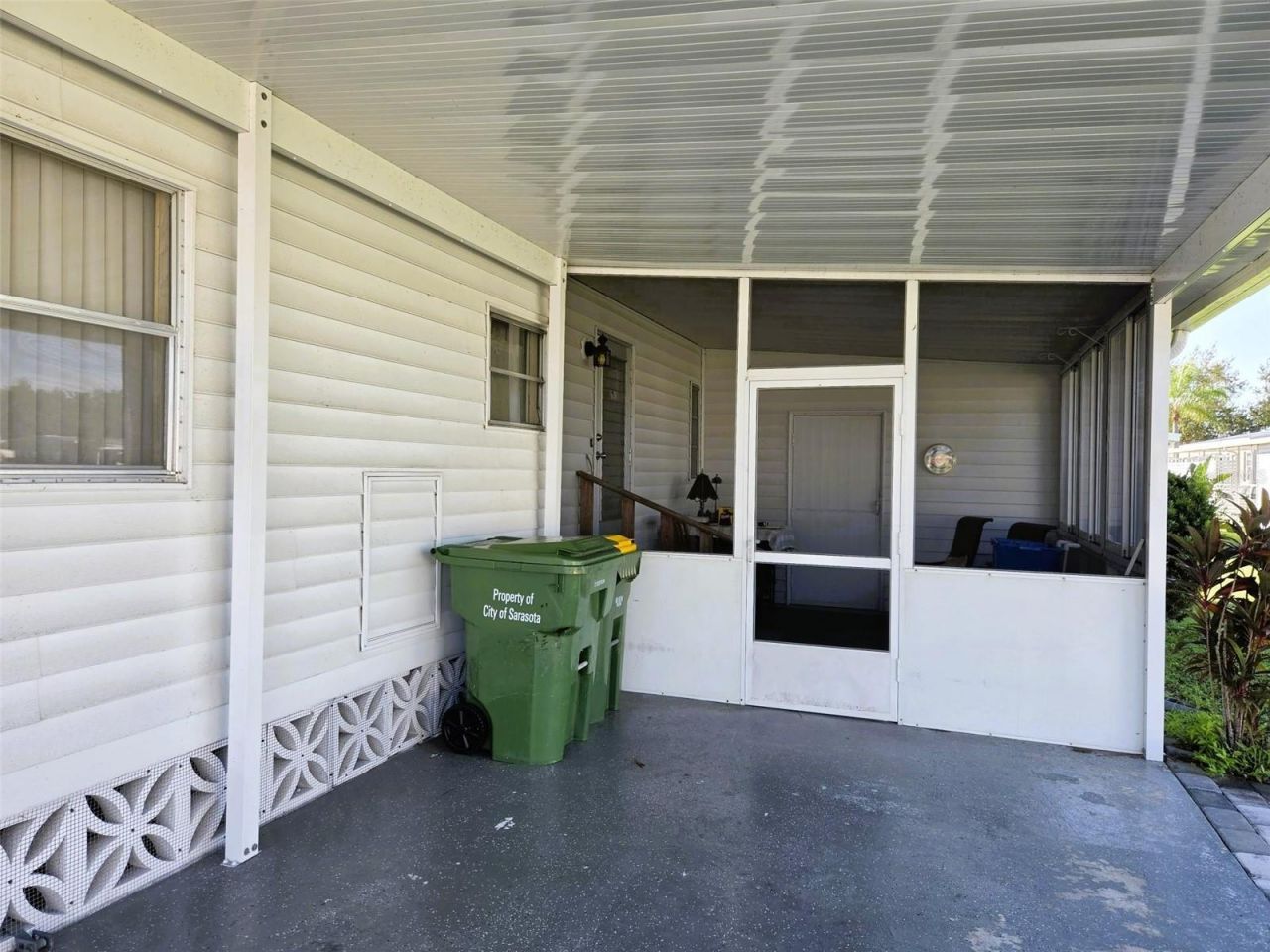 3308 Over Cup Oak Terrace, Sarasota, FL 34237 Photo
