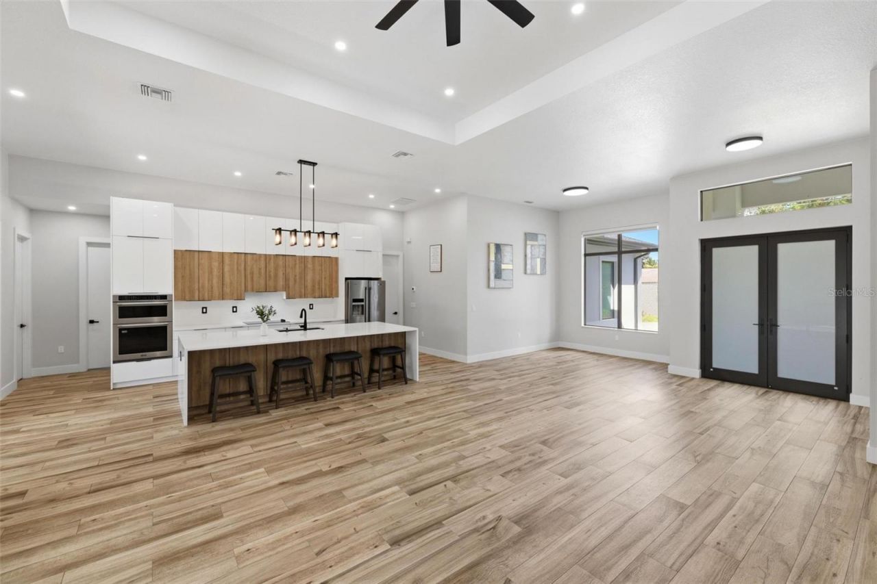 5731 Giffen Avenue , North Port, FL 34291 Photo
