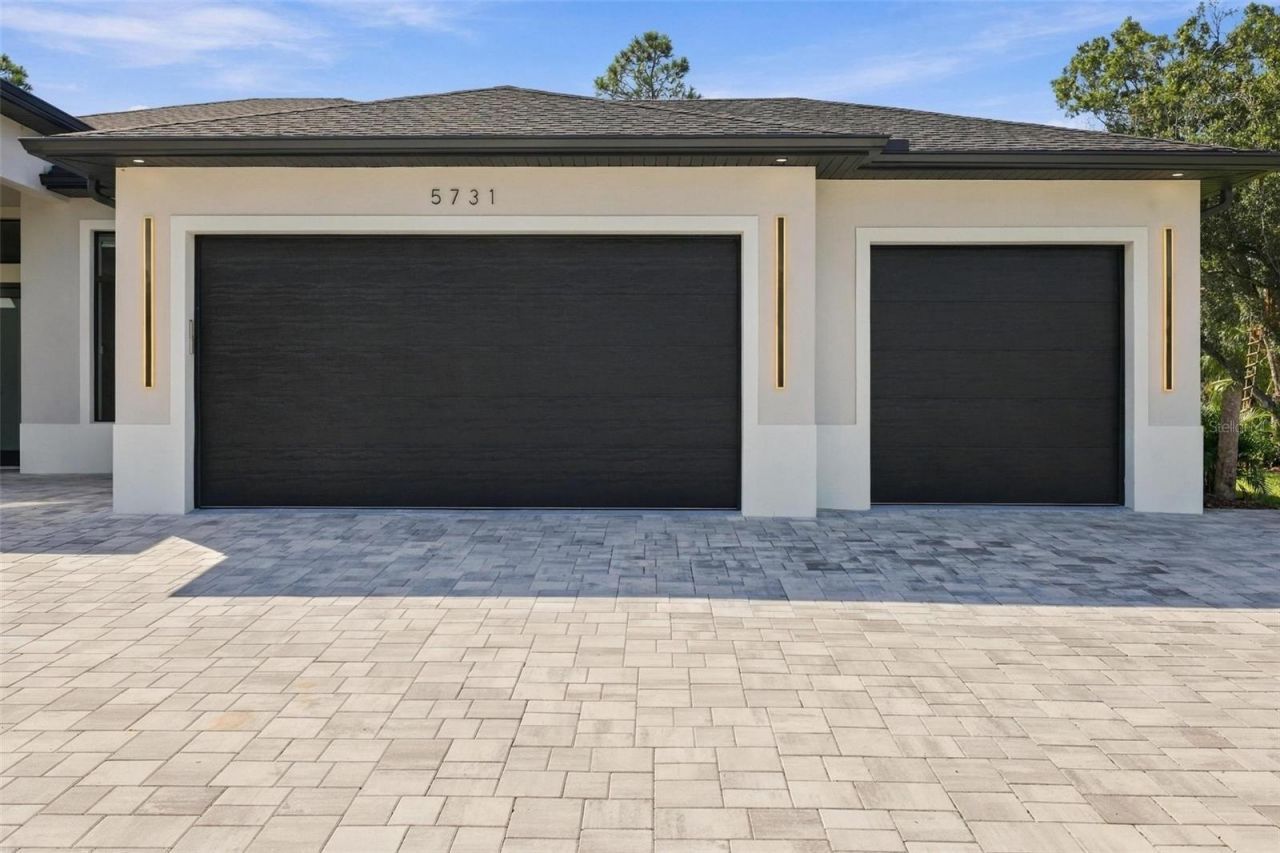5731 Giffen Avenue , North Port, FL 34291 Photo