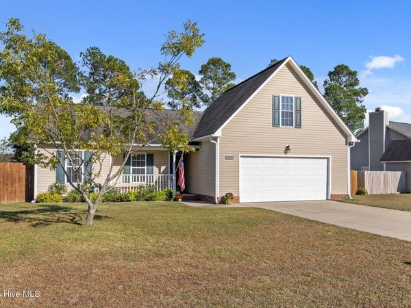600 S Buckeye Drive , Raeford, NC 28376