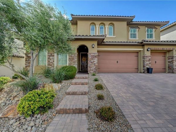 449 Paso De Montana Street , Las Vegas, NV 89138