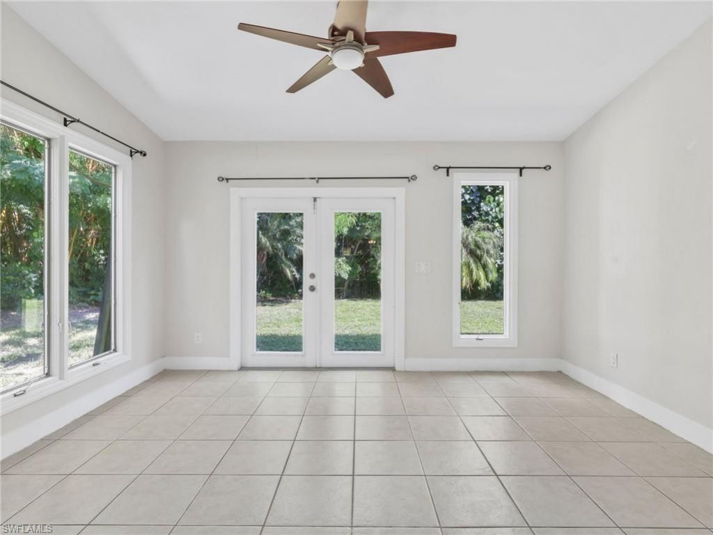2437 Sunset Ave , Naples, FL 34112 Photo