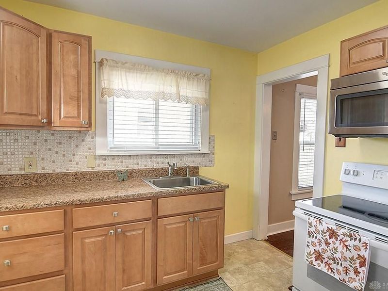2723 Whittier Avenue, Dayton, OH 45420 Photo 8