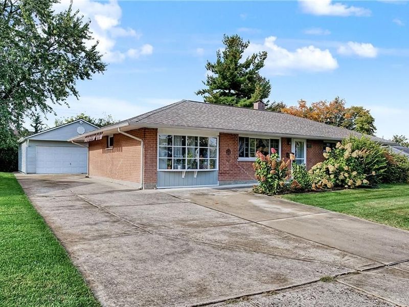 5227 Pocono Drive, Huber Heights, OH 45424 Photo 1