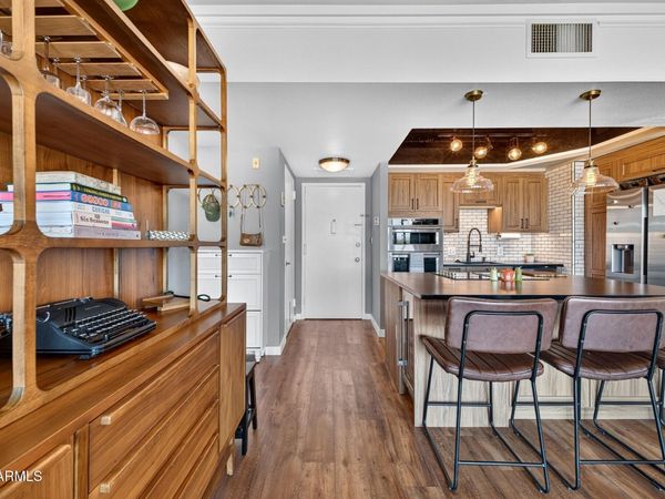 4750 N CENTRAL Avenue, Unit 12LM, Phoenix, AZ 85012