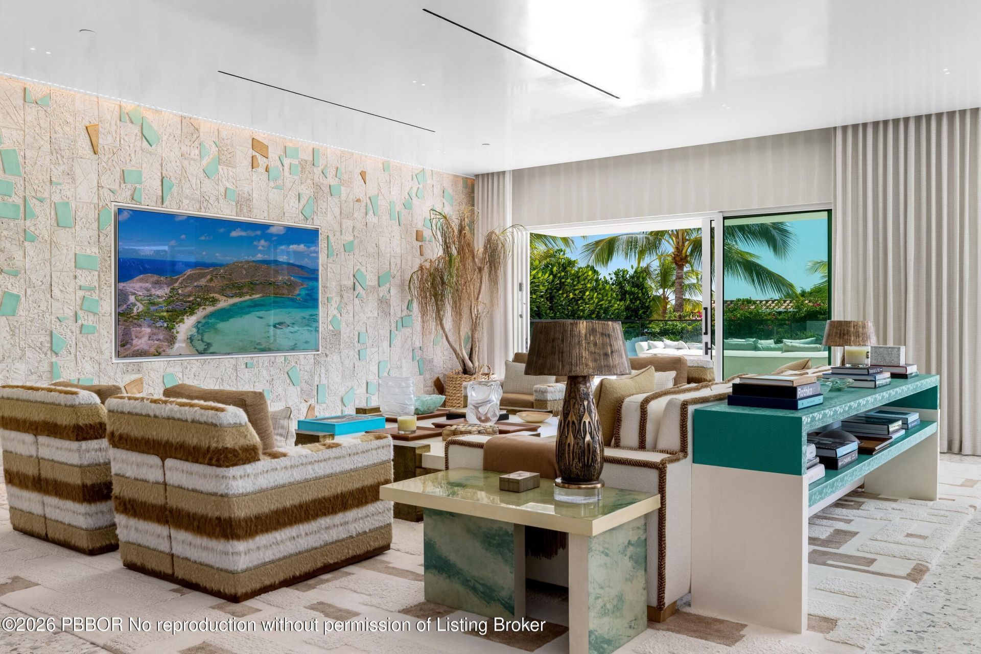 415 Hibiscus Avenue, Palm Beach, FL 33480 Photo