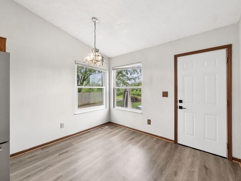 3552 Vintage Woods Drive , Hilliard, OH 43026 Photo 9