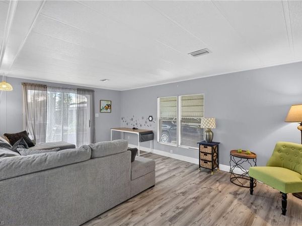 125 Kim DR , NAPLES, FL 34104
