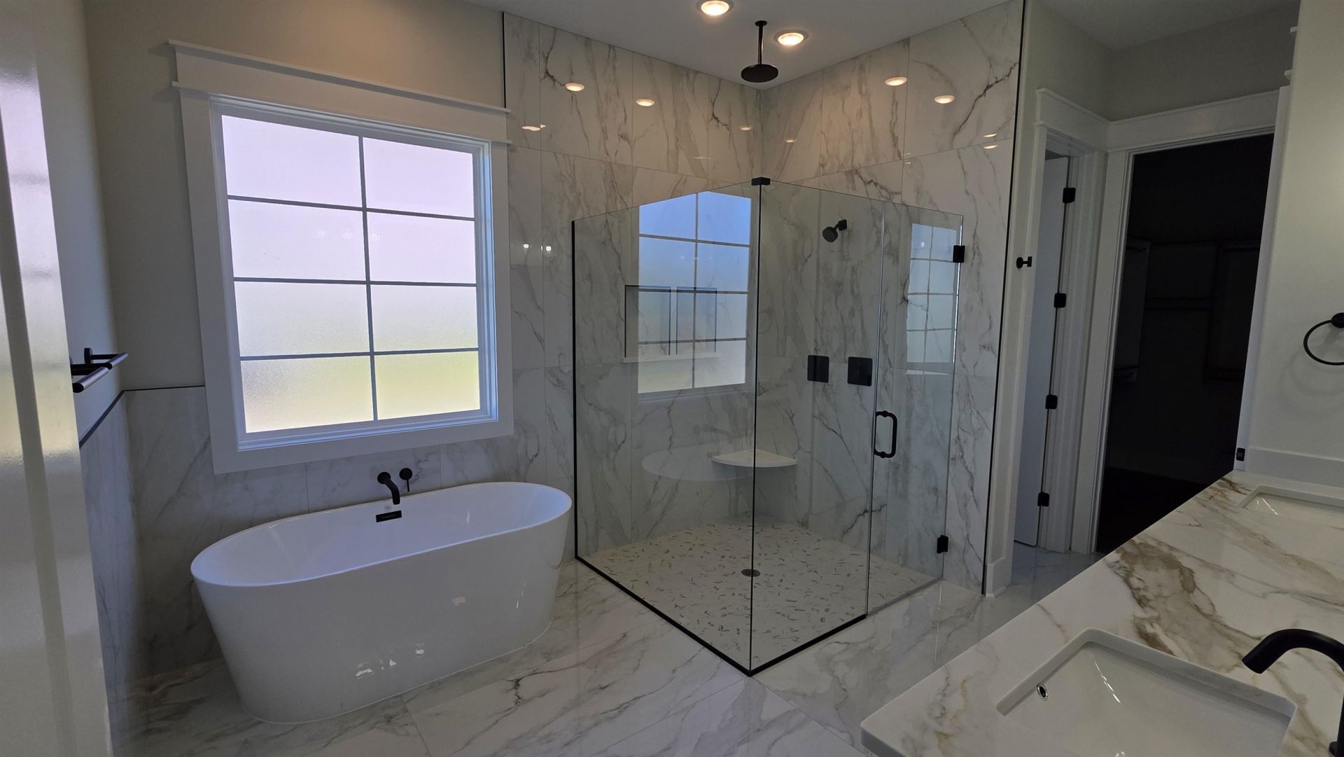 346 Harbour View Dr.  Photo 21