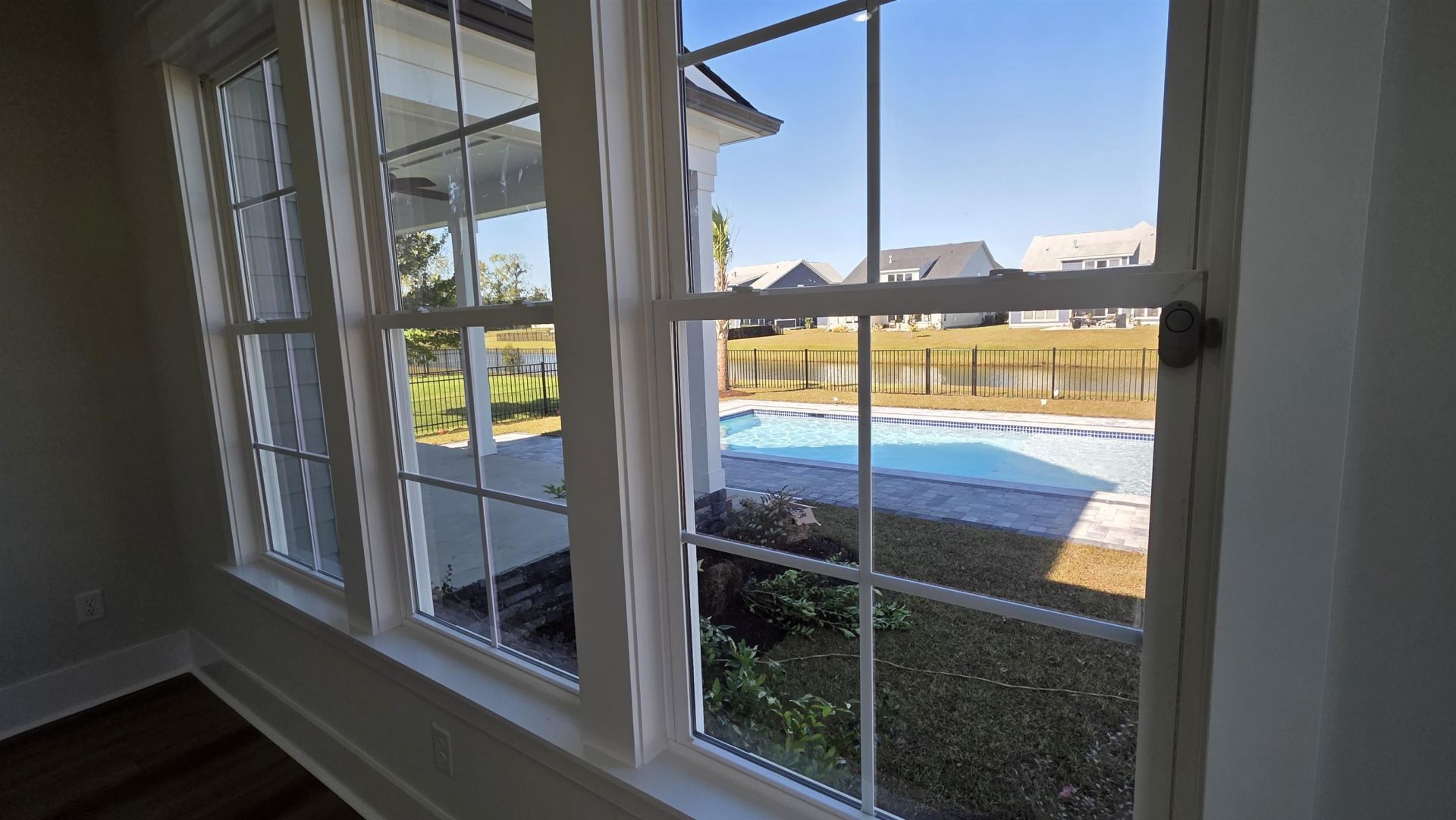 346 Harbour View Dr.  Photo 24