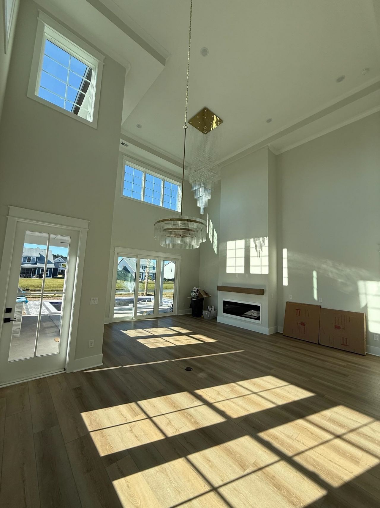 346 Harbour View Dr.  Photo 4