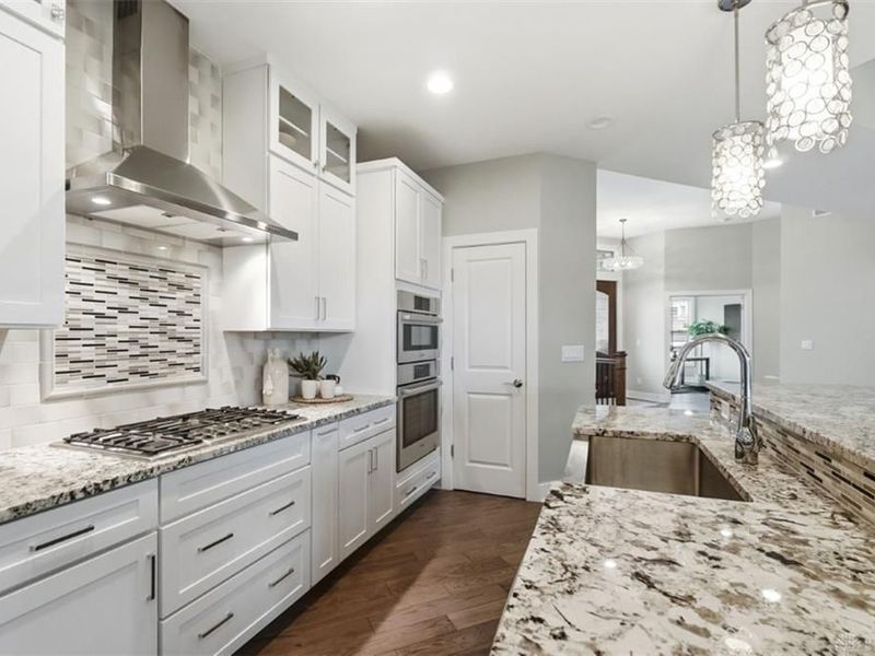8009 Bennington Drive, West Chester, OH 45241 Photo 14