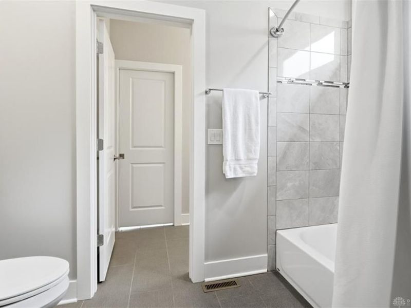 8009 Bennington Drive, West Chester, OH 45241 Photo 46