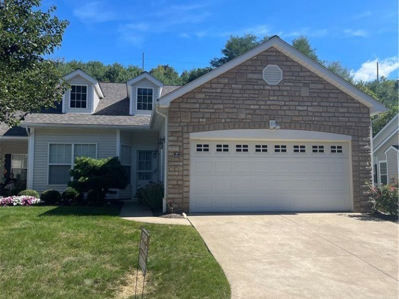 4214 Greenway Trail Street NW, Massillon, OH 44647 Photo 1