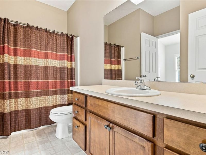 4214 Greenway Trail Street NW, Massillon, OH 44647 Photo 11