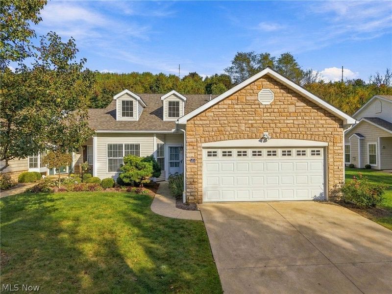 4214 Greenway Trail Street NW, Massillon, OH 44647 Photo 2