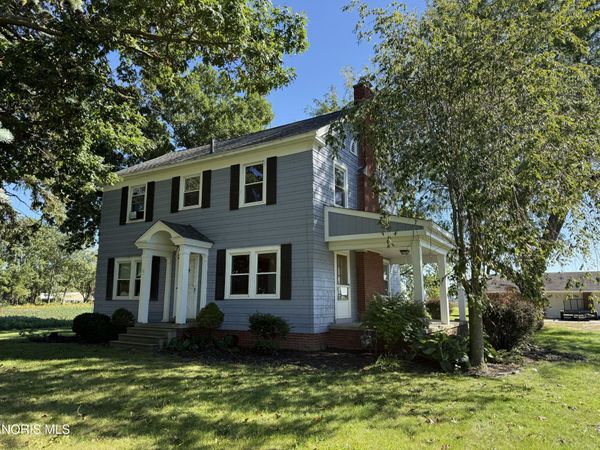 3216 Brown Road, Oregon, OH 43616