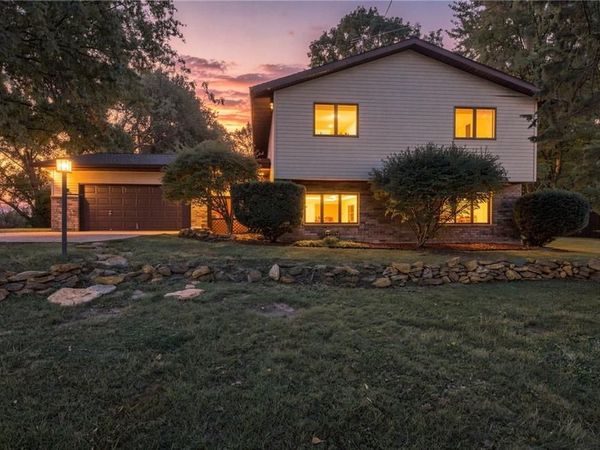 124 SE 215th Road, Warrensburg, MO 64093