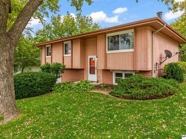 7727 Rosewood Lane Court, La Vista, NE 68128