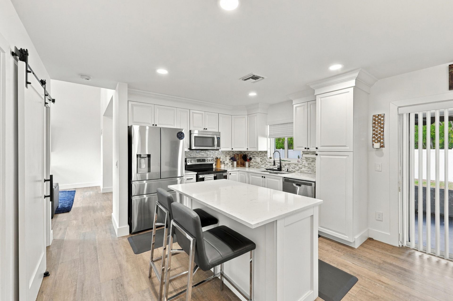 6833 Barnwell Drive, Boynton Beach, FL 33437 Photo