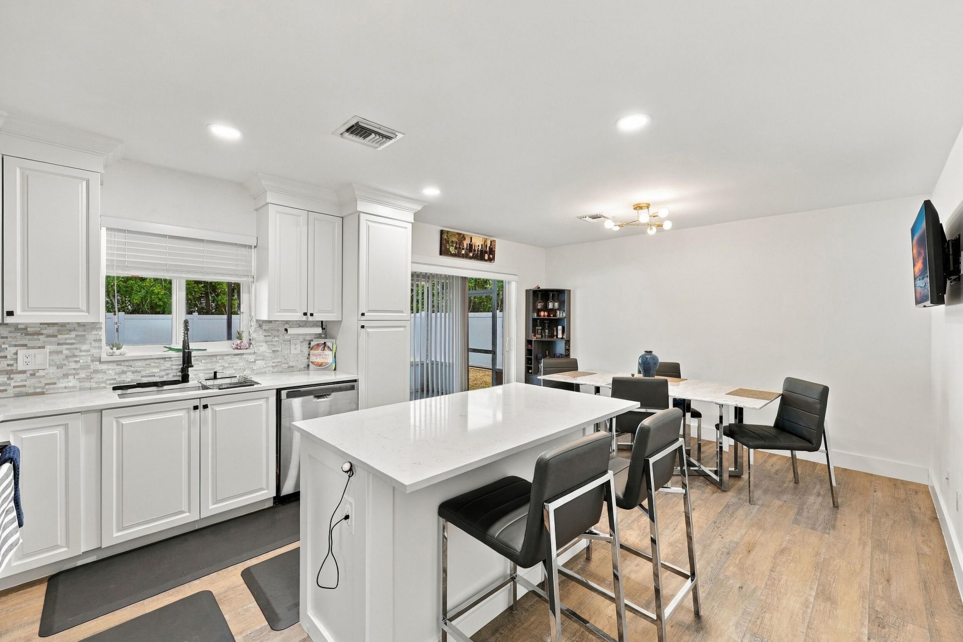 6833 Barnwell Drive, Boynton Beach, FL 33437 Photo