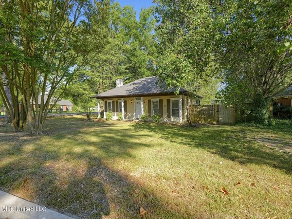 101 Honeysuckle Lane, Ridgeland, MS 39157