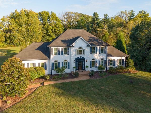 1412 Arrowhead Dr, Brentwood, TN 37027