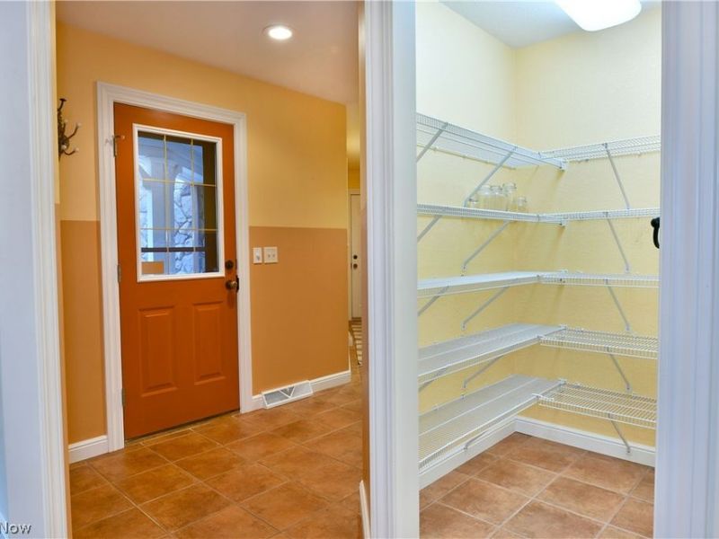 540 Warner Road, Hubbard, OH 44425 Photo 20