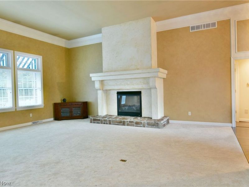 540 Warner Road, Hubbard, OH 44425 Photo 9