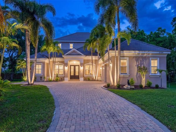 3700 1ST AVENUE W, BRADENTON, FL 34205