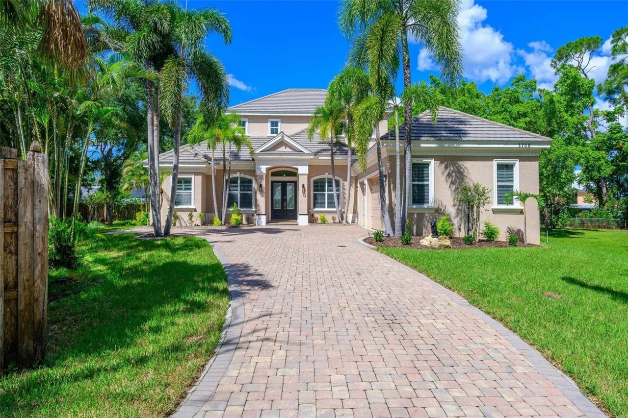 3700 1st Avenue W, Bradenton, FL 34205 Photo