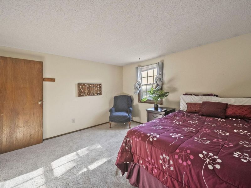 2000 Queensbridge Drive, Columbus, OH 43235 Photo 40